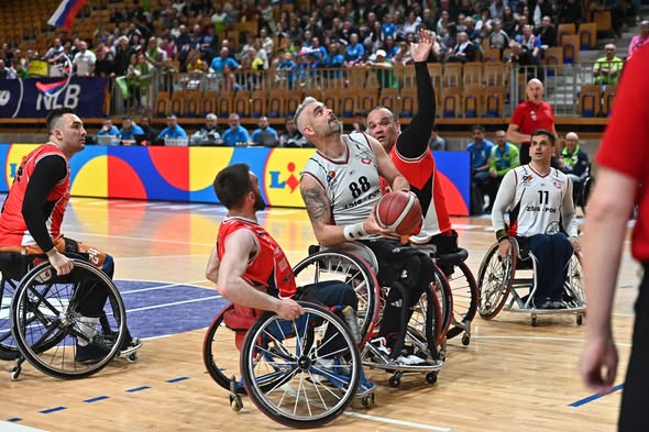 23. MAJA VSI V TIVOLI, ENEGA ČAKA BOGATA NAGRADA NAŠE ZVEZE 23. MAJA VSI V TIVOLI, ENEGA ČAKA BOGATA NAGRADA NAŠE ZVEZE