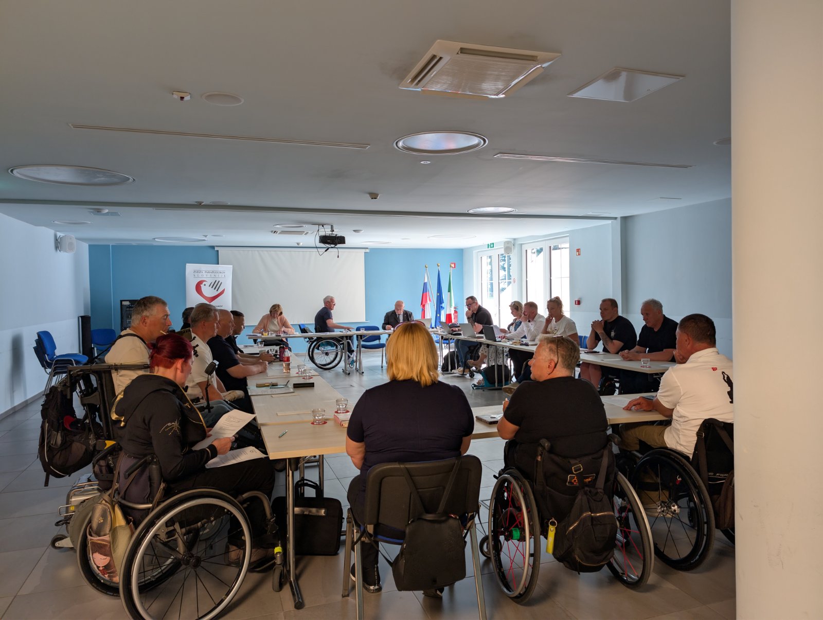 5. redna Skupščina Zveze paraplegikov Slovenije 5. redna Skupščina Zveze paraplegikov Slovenije