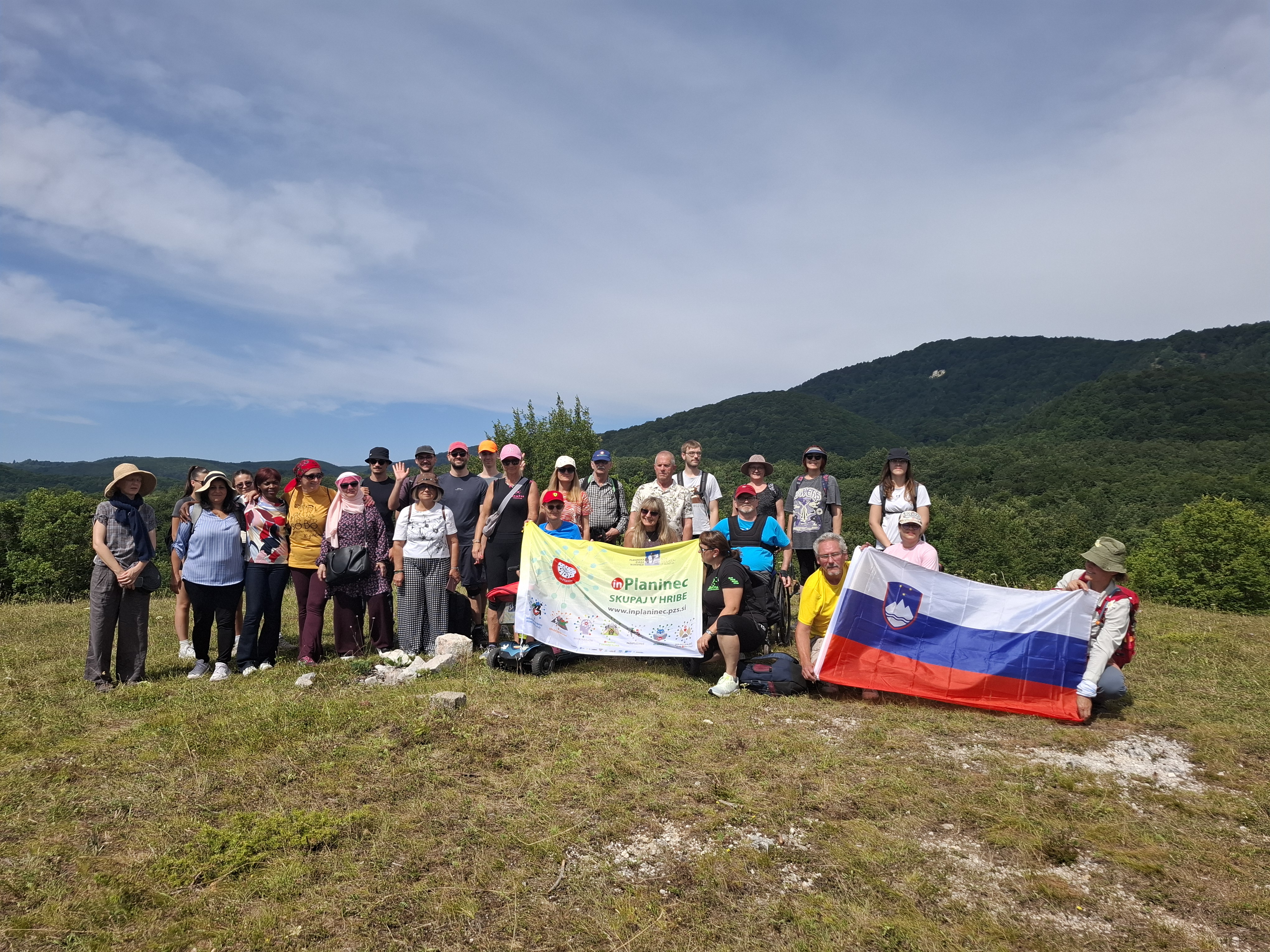 POHOD V TIŠINI – ŽUMBERAK, HRVAŠKA POHOD V TIŠINI – ŽUMBERAK, HRVAŠKA
