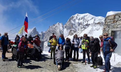  KORAKI NAD OBLAKI - PLANINCI INVALIDI SO OSVOJILI 3.838 METROV VISOKI MALI MATTEHORN IN 4.164 METROV VISOKI BREITHORN