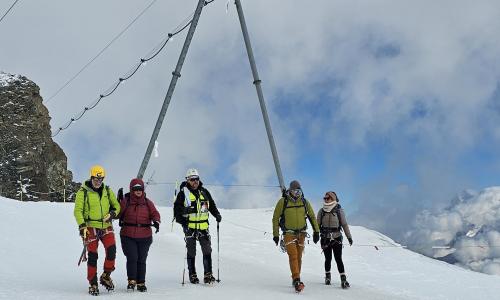  KORAKI NAD OBLAKI - PLANINCI INVALIDI SO OSVOJILI 3.838 METROV VISOKI MALI MATTEHORN IN 4.164 METROV VISOKI BREITHORN