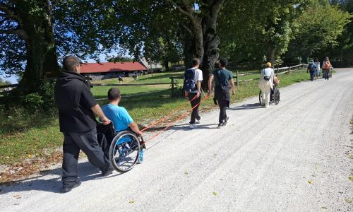 DVE POTI, EN CILJ – SKUPAJ NA TRAVNI GORI! DVE POTI, EN CILJ – SKUPAJ NA TRAVNI GORI!