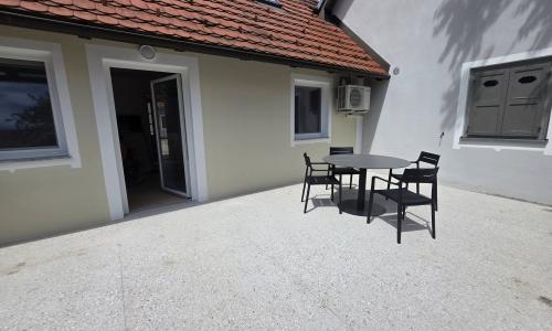 Prenovljene hišice v Termah Čatež vas že čakaj Prenovljene hišice v Termah Čatež vas že čakaj