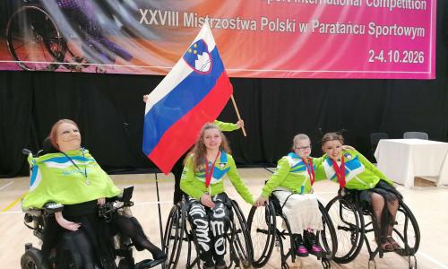 Odlični nastopi mladih članic ZPS na Poljskem Odlični nastopi mladih članic ZPS na Poljskem