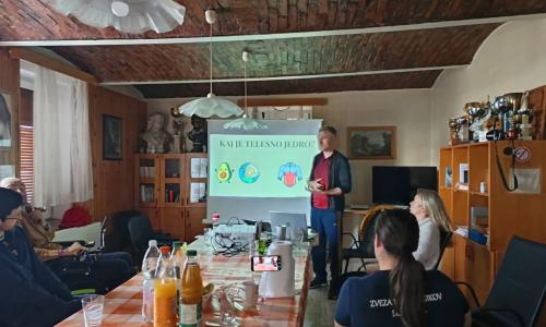 Vikend za mlade v Domu paraplegikov v Semiču Vikend za mlade v Domu paraplegikov v Semiču