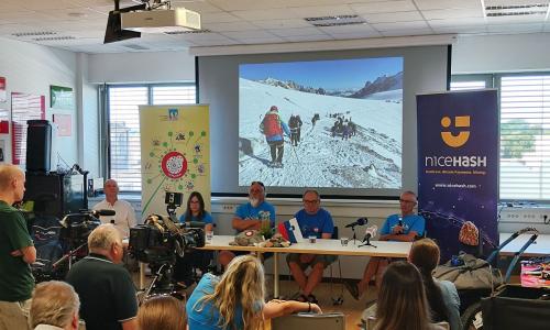  KORAKI NAD OBLAKI - PLANINCI INVALIDI SO OSVOJILI 3.838 METROV VISOKI MALI MATTEHORN IN 4.164 METROV VISOKI BREITHORN